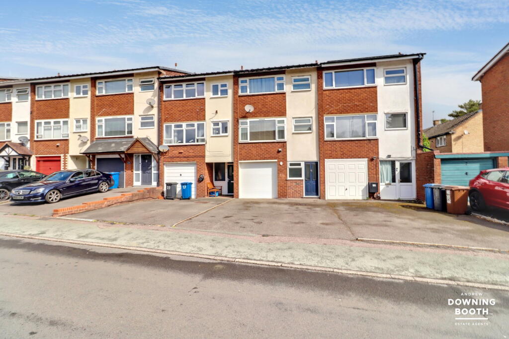 Main image of property: Valley Lane, Lichfield, WS13 6SU - No Upward Chain