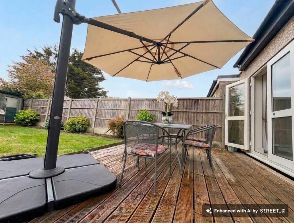 House in London, Becontree Heath - View 4