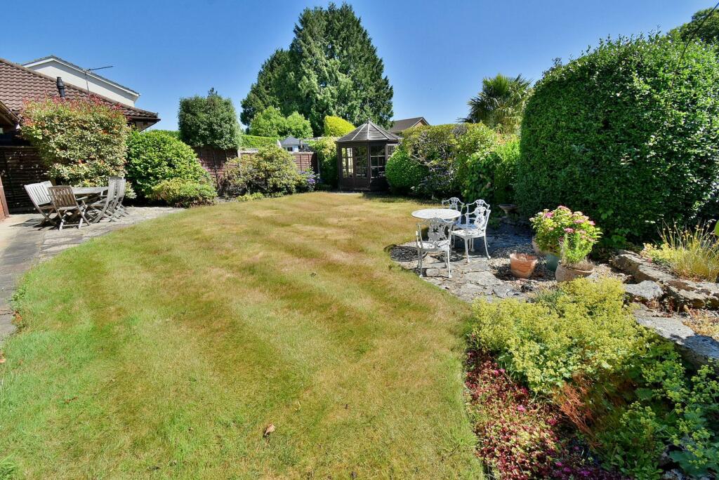 Ameysford Road, Ferndown, BH22 photo 2