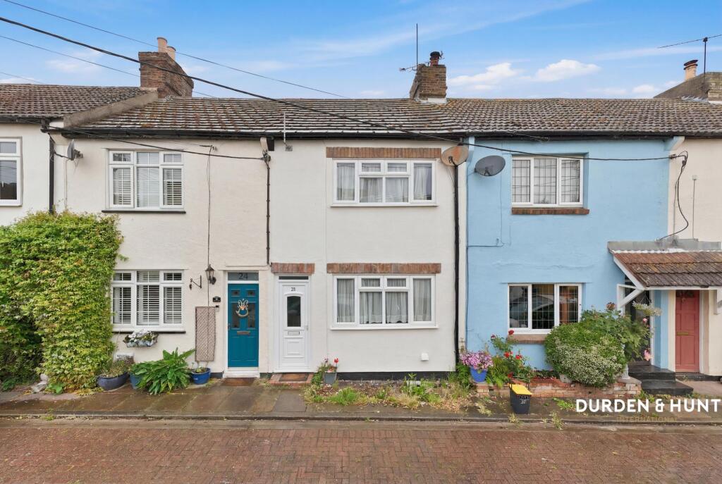 Main image of property: St. Thomas Road, Rochford, SS4