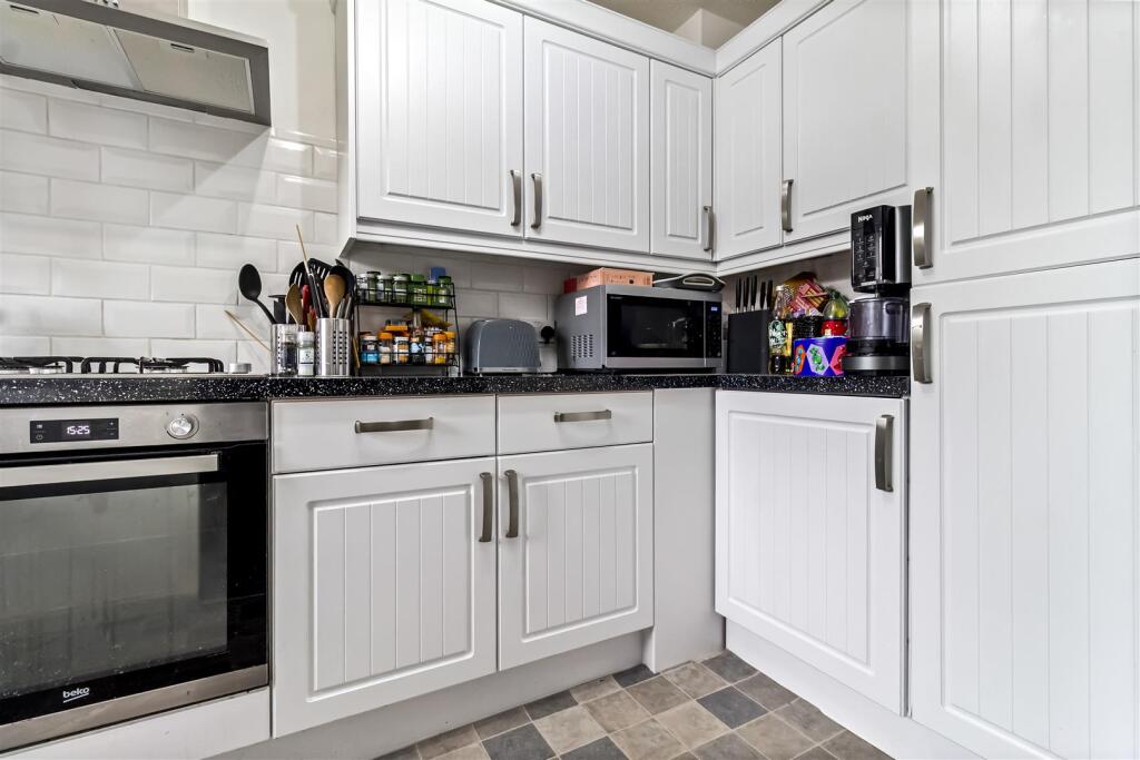 House in Worthing, West Worthing - View 3