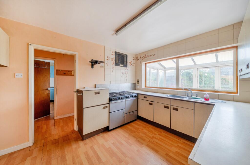 House in Lincoln - View 3