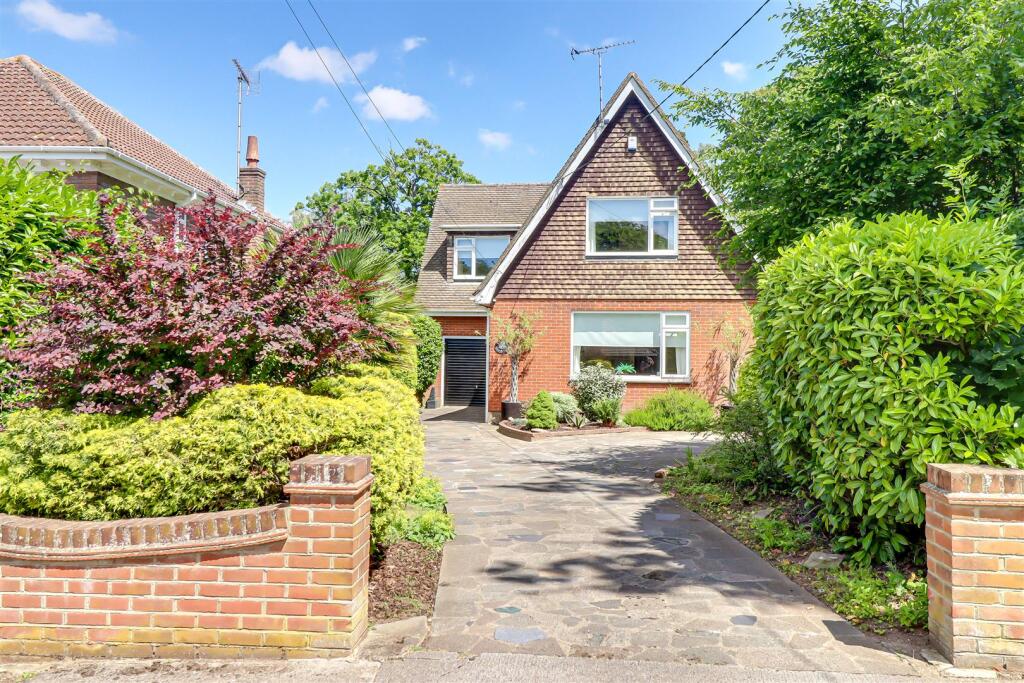 Main image of property: Thundersley Grove, Benfleet