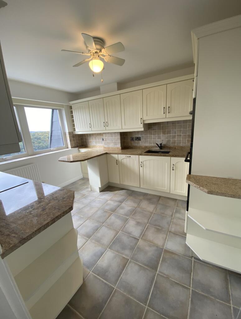 Apartment in Bristol - View 2