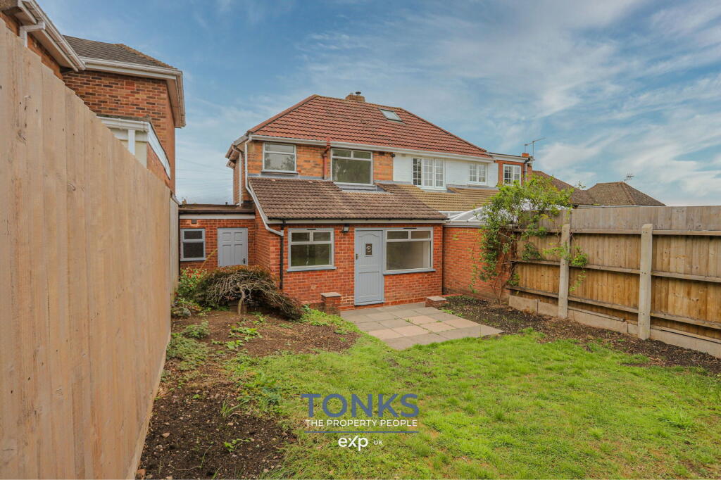 Additional image 20 of NO CHAIN - Beautifully presented throughout - Broadway Croft, Oldbury, B68 9DJ