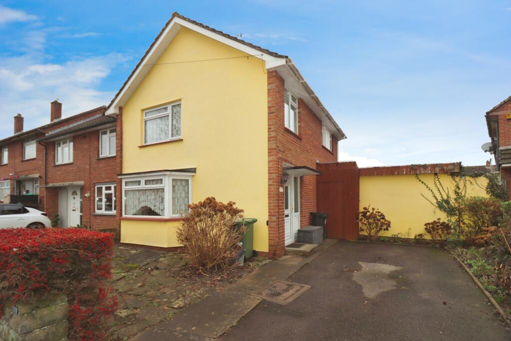 Main image of property: Wakeford Road, Downend, Bristol, BS16