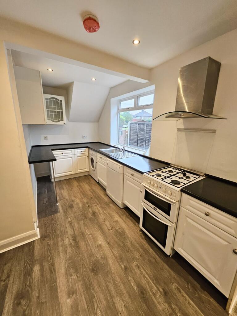 House in Doncaster, South Yorkshire - View 4