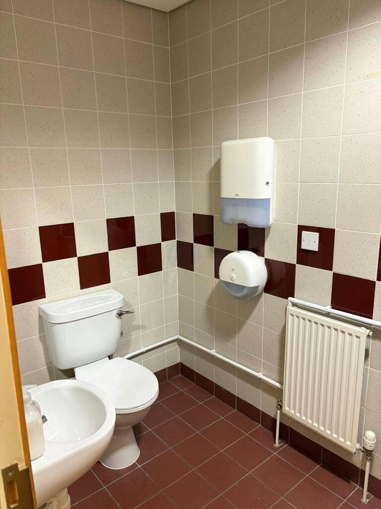 First Floor Private Bathroom.jpeg