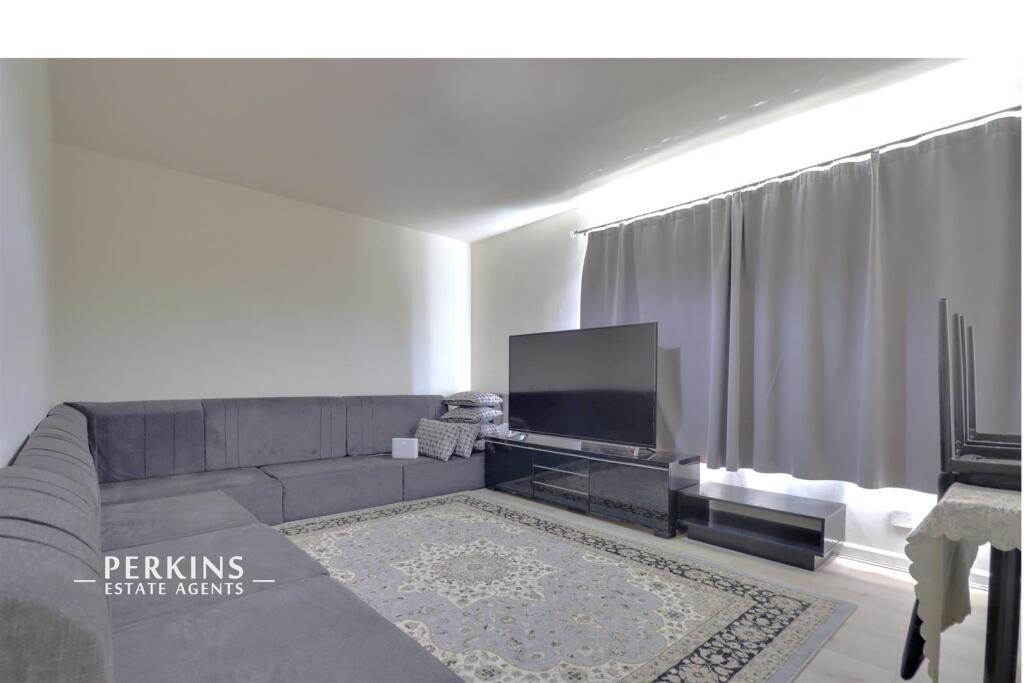 Main image of property: Southall, UB1