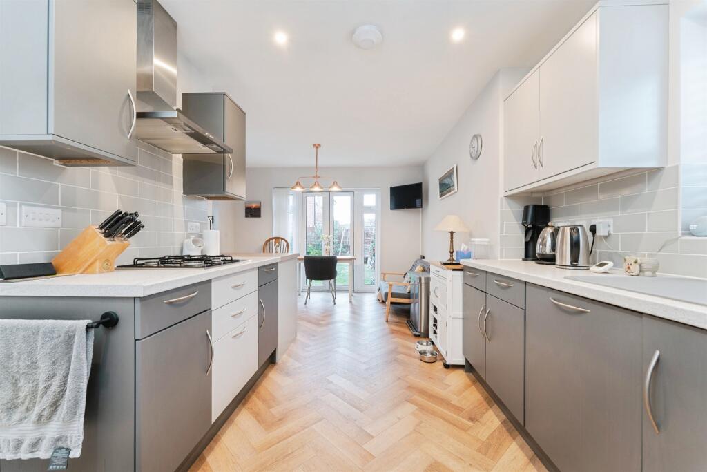 House in Fenland, Wimblington - More
