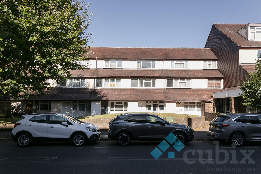 House in London, Bermondsey Spa, Old Kent Road - View 2