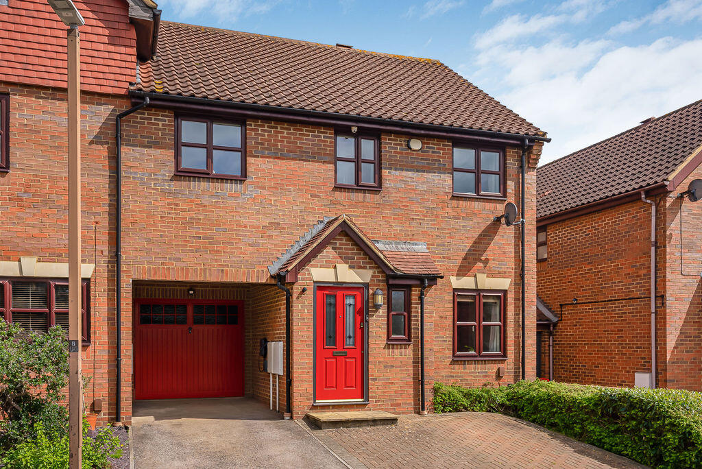 Main image of property: Upton Grove, Milton Keynes