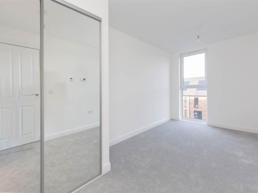 Apartment in Edinburgh - View 5