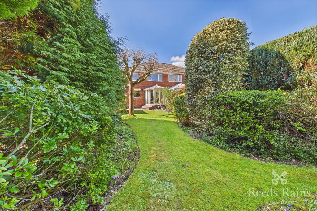 Main image of property: Cyprus Avenue, Wakefield, West Yorkshire, WF1