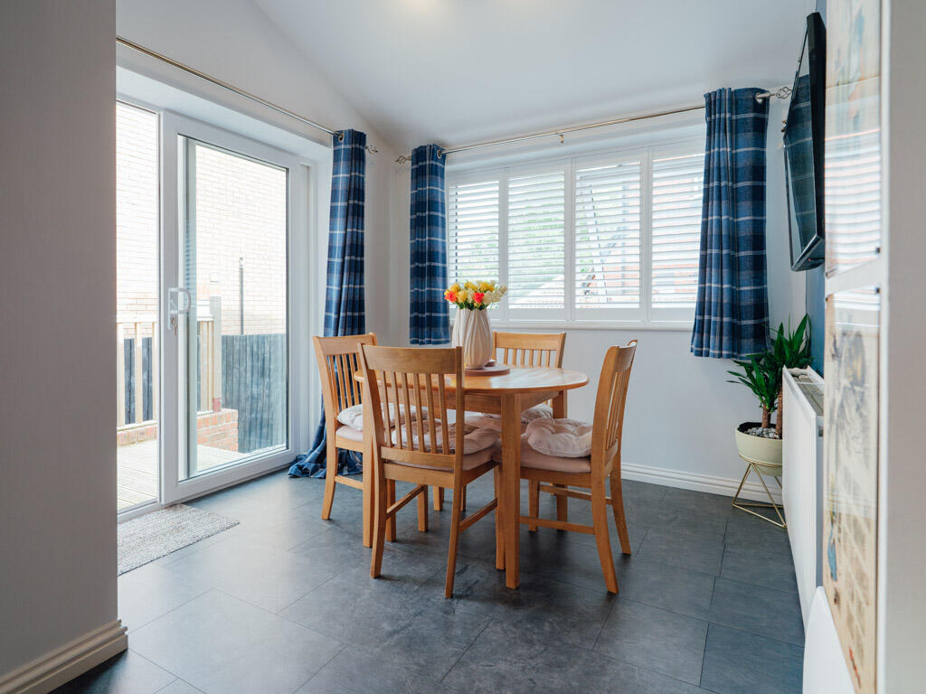 Tay Avenue, Worcester, Worcestershire - View 4
