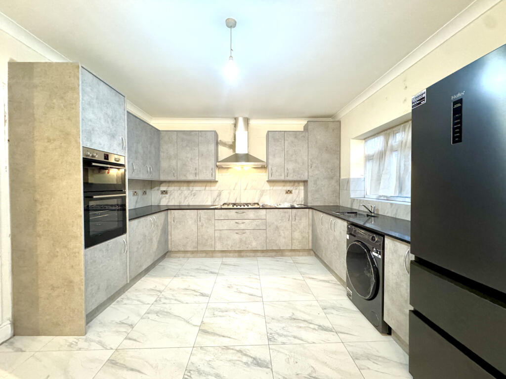 Main image of property: Brookside Road, Hayes, Greater London, UB4