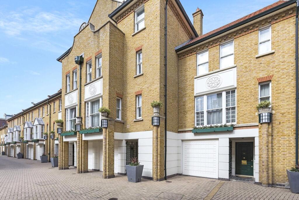 3 bedroom town house for rent