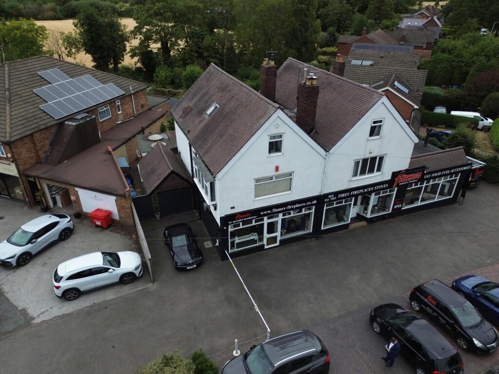 Main image of property: 4 Little Aston Lane, Sutton Coldfield, B74 3UF
