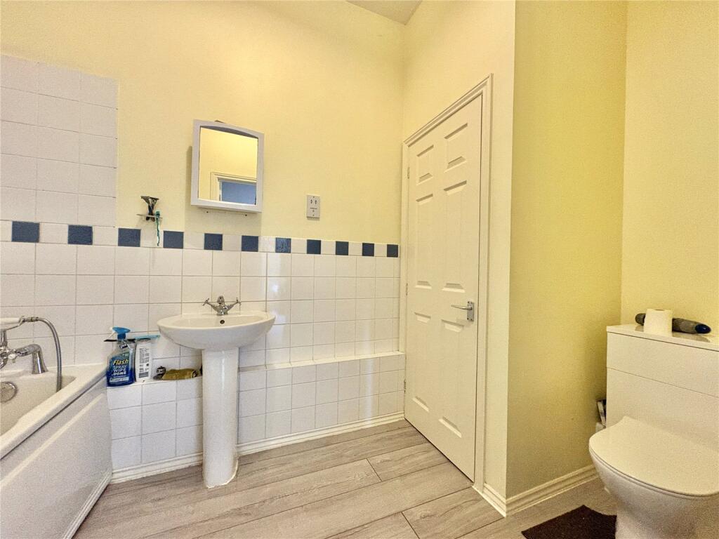 Apartment in Blandford Forum - View 5