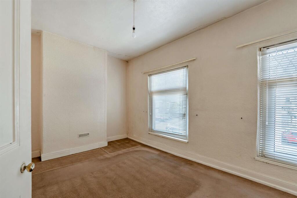 House in Swansea - View 5