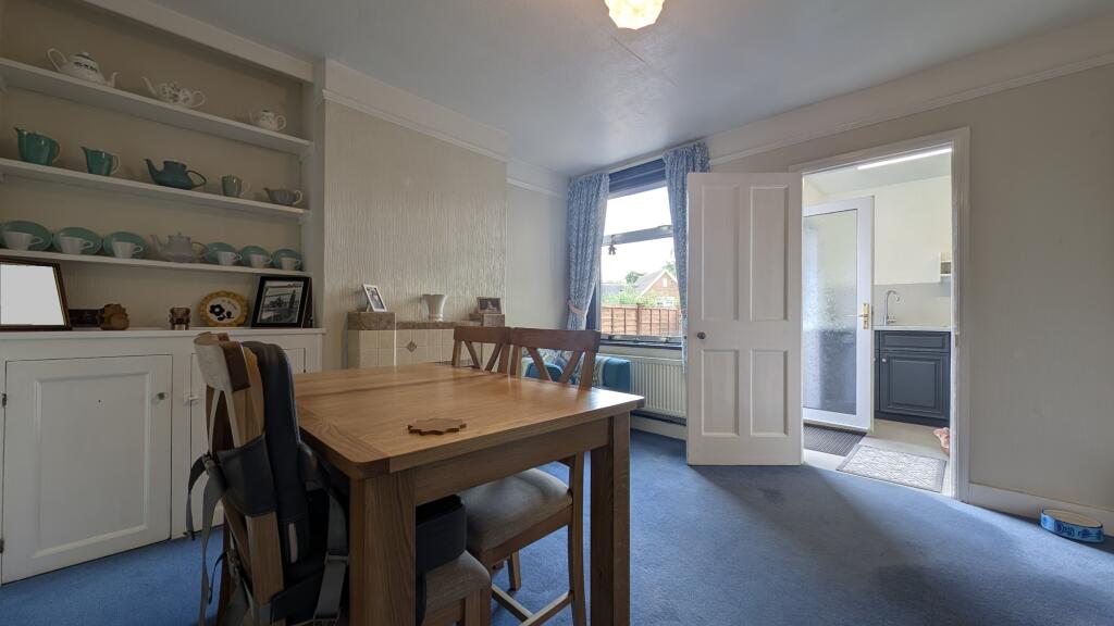 House in Guildford - View 4