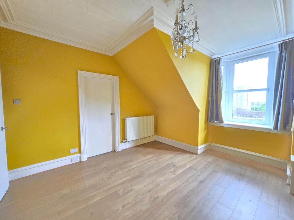 Rosemount Place, Rosemount, Aberdeen, AB25 photo 2