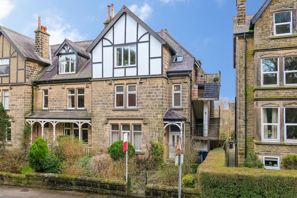 Main image of property: Harlow Moor Drive, Harrogate, HG2