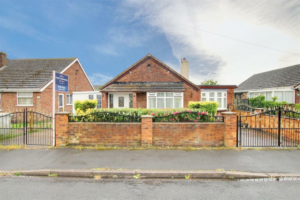 Main image of property: Poplar Avenue, Mablethorpe