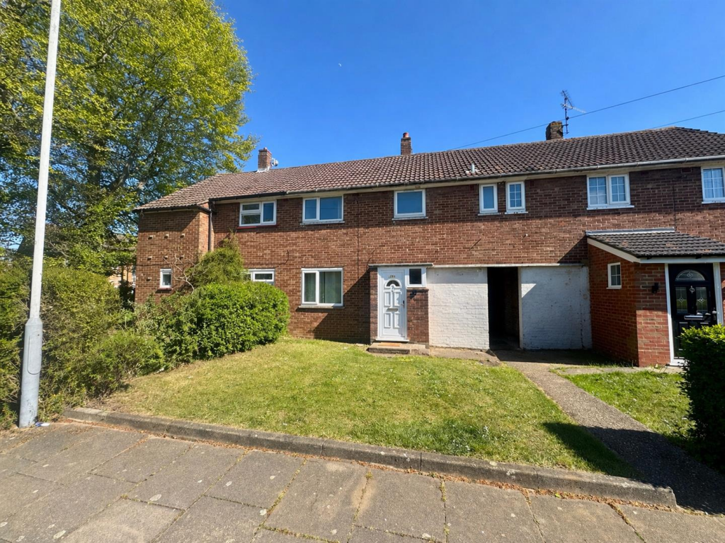 Main image of property: East Hill, Luton, LU3 2EX