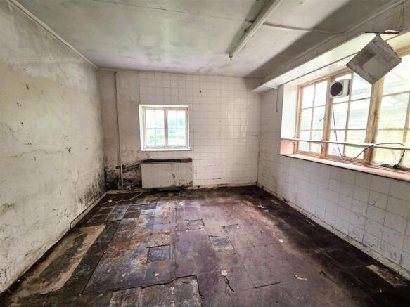 Horse and Groom - Kitchen 2.jpg