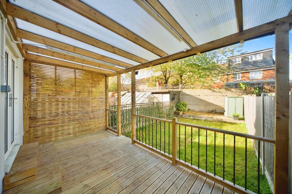 Elphinstone Road, London, E17 photo 3