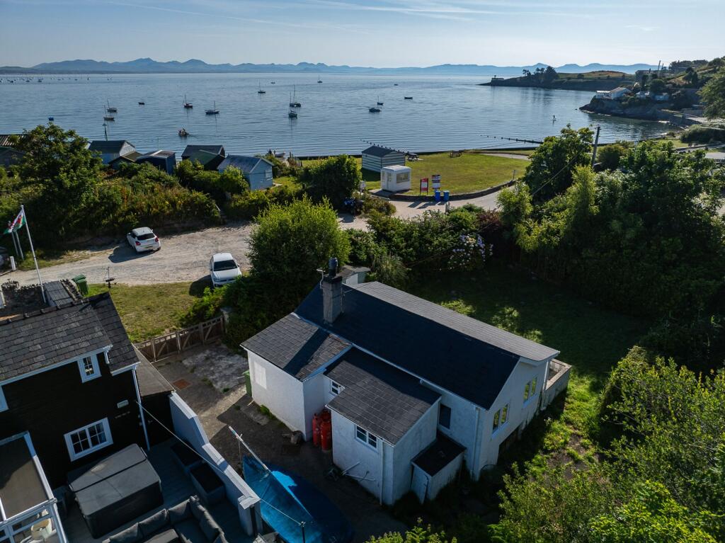 Main image of property: Bwlchtocyn, Nr Abersoch