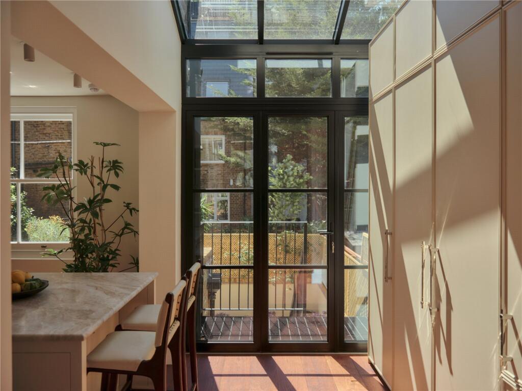 Apartment in London, Royal Borough of Kensington and Chelsea