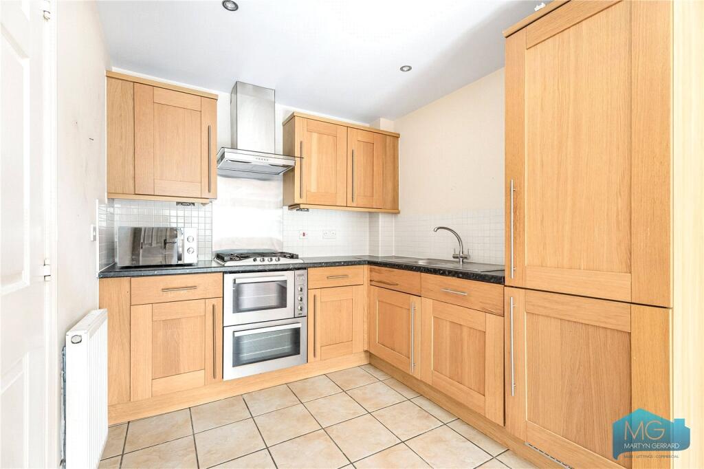 Apartment in London - View 2