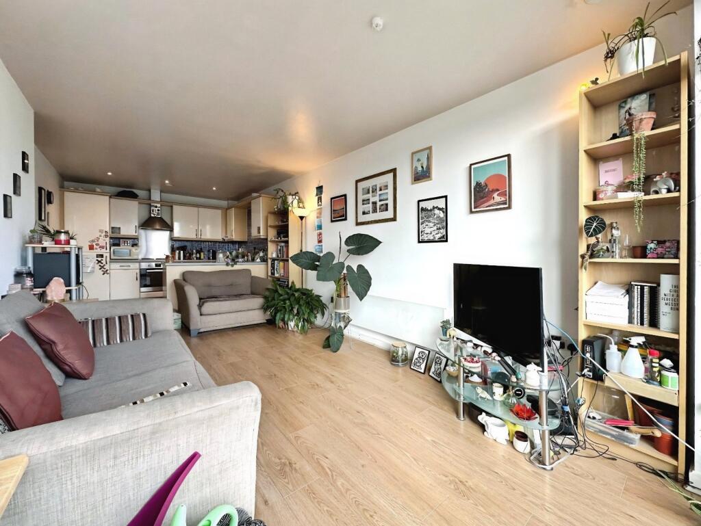 Main image of property: Whitehall Quay, Leeds, West Yorkshire, LS1