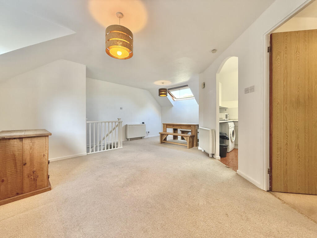House in London - View 5