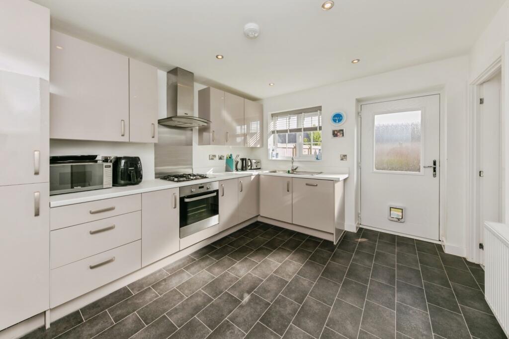 House in Hartford, Cheshire West and Chester - View 2