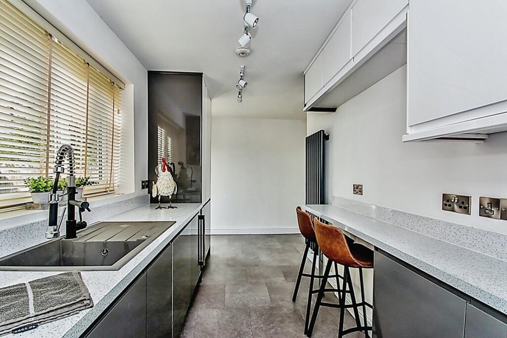 House in Peterborough - View 4
