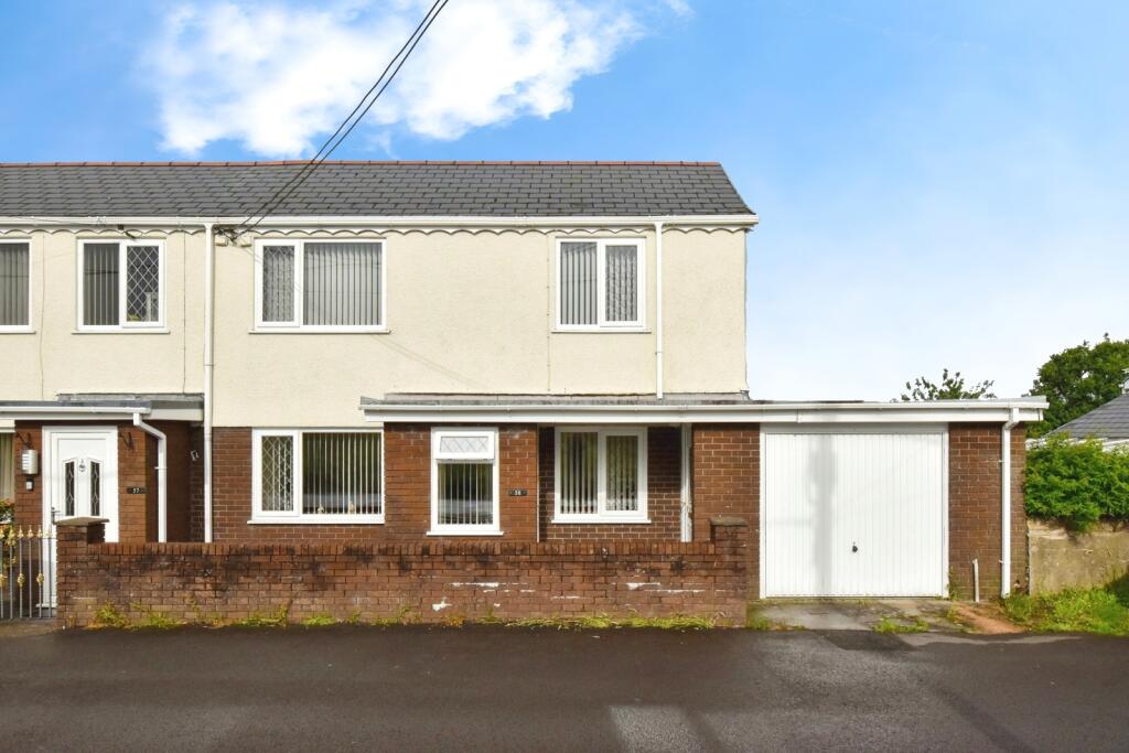 3-bed semi-detached on Leyshon Road, Gwaun Cae Gurwen, Ammanford, Neath Port Talbot, SA18, £180,000