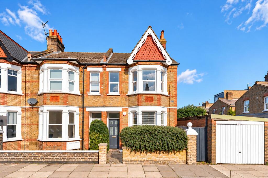Main image of property: Elthorne Avenue, Hanwell, W7