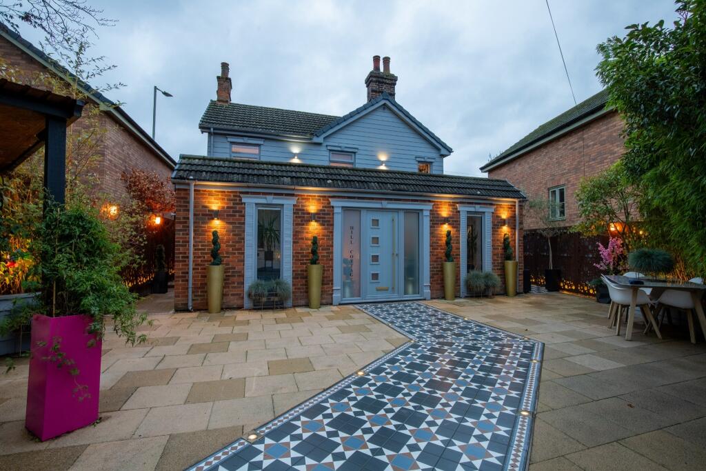 Main image of property: Royston Road, Baldock, SG7