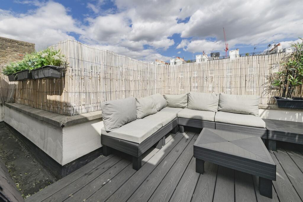 Apartment in London - View 4