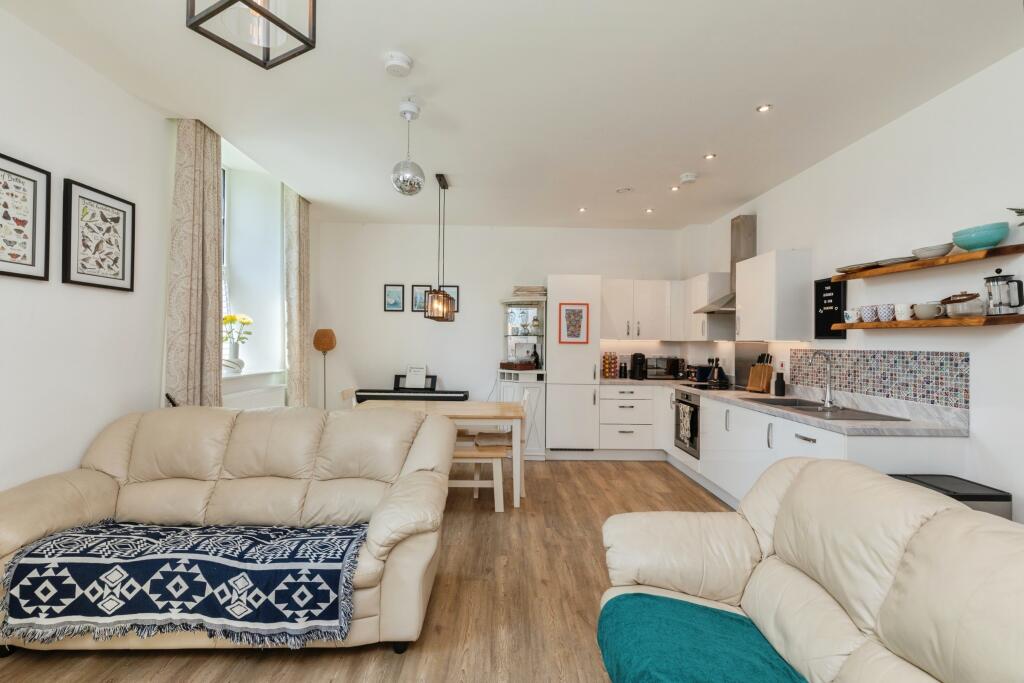 Captains Garden, Bristol, BS16 photo 5