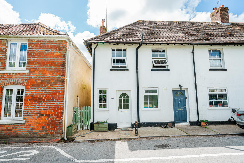 Main image of property: Holywell Cottages, Holywell, DORCHESTER