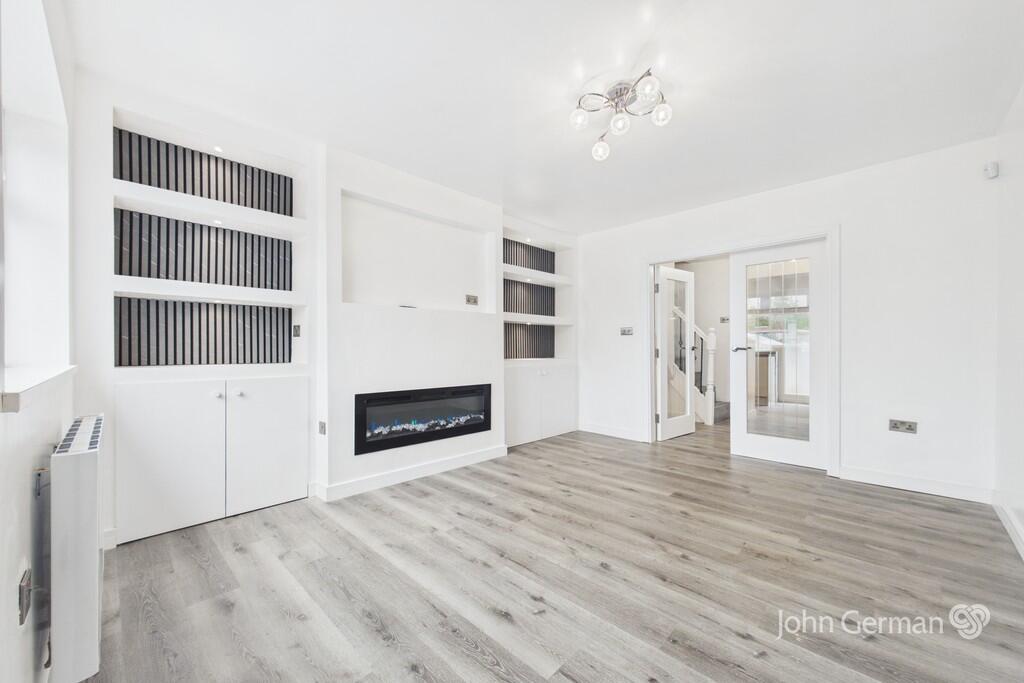 House in East Staffordshire, Rocester - View 2