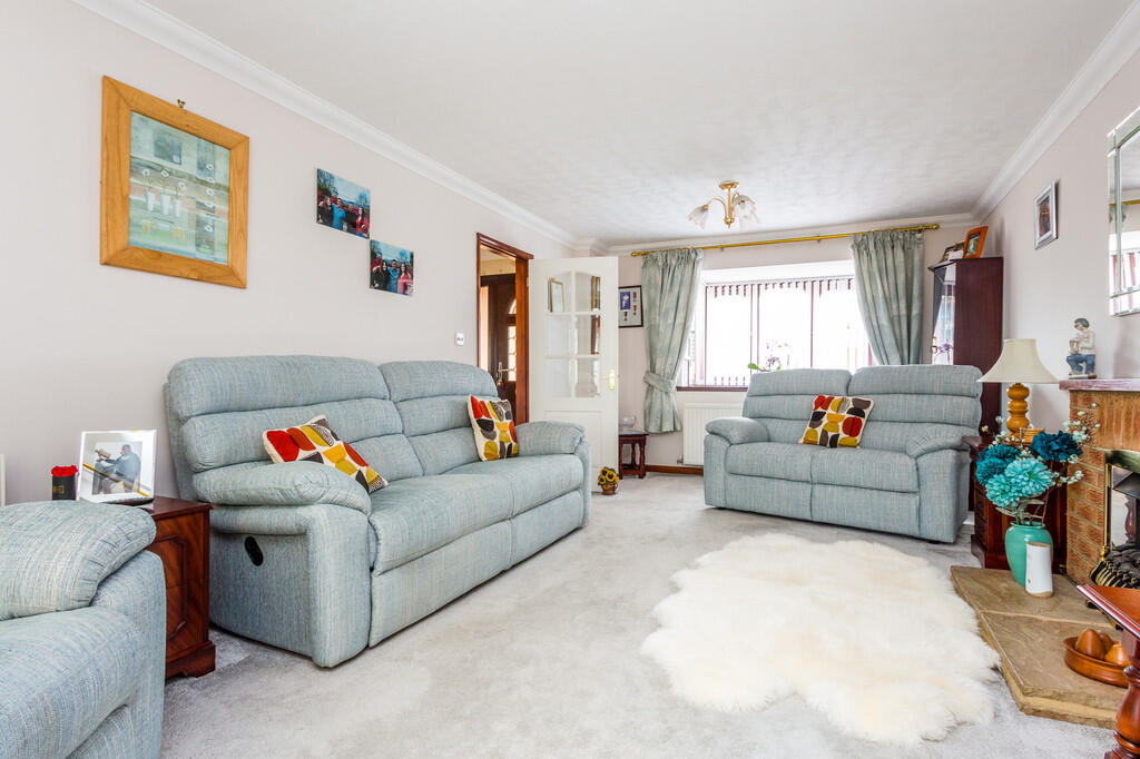 House in Wymington, Bedford - View 4