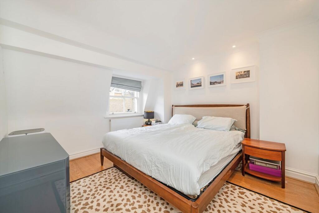 House in London - More