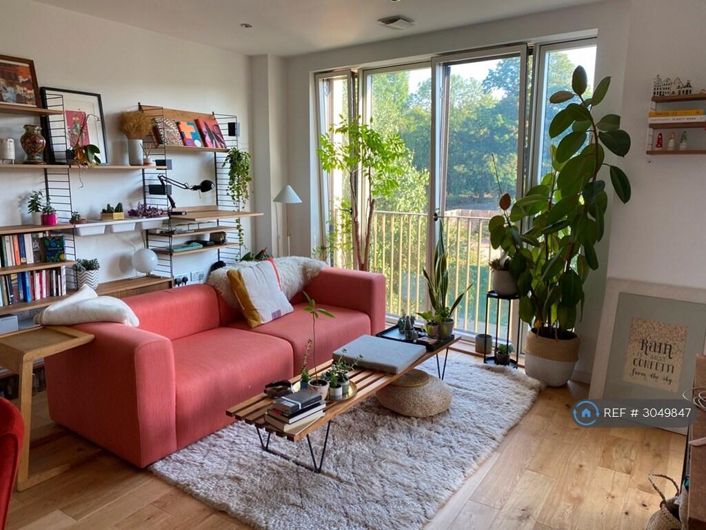 Main image of property: Kimpton Court, London, N4