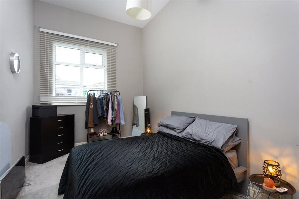 Apartment in York, Leeman Road, Holgate - More