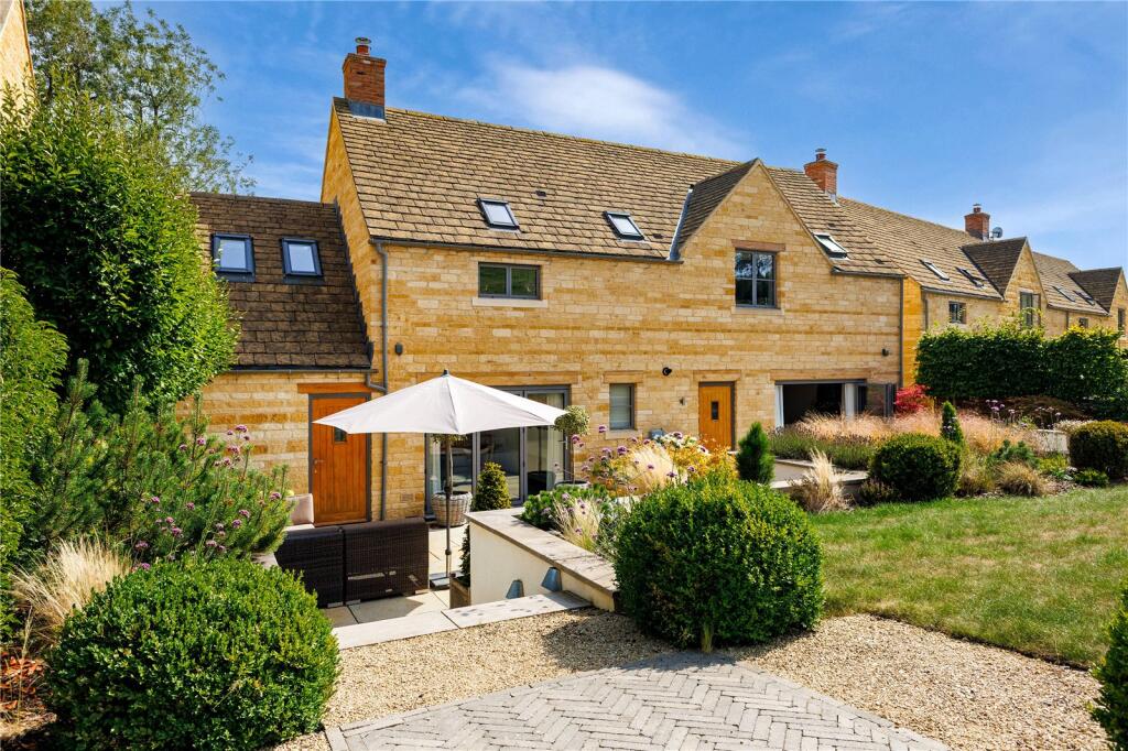 4-bed detached on 7, The Stables, Chipping Campden, Gloucestershire, GL55, £1,250,000